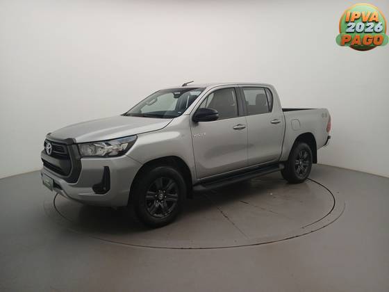 TOYOTA HILUX 2.8 D-4D TURBO DIESEL CD SR 4X4 AUTOMÁTICO TOYOTA HILUX 2.8 D-4D TURBO DIESEL CD SR 4X4 AUTOMÁTICO